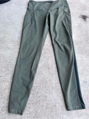 Old Navy Active Olive Green Leggings with Dark Teal/Green Side Panel